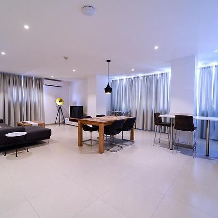 Suncity Hotel Apartment Accra Extérieur photo